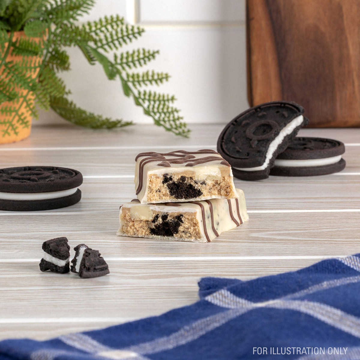 dipped-cookies-and-cream-protein-bars-n0 15807_QN_USA_ProteinBar_CAC_InterimAssetUpdate_Digital-Dipped-ProductCarouselSet_Tabletop1.jpg